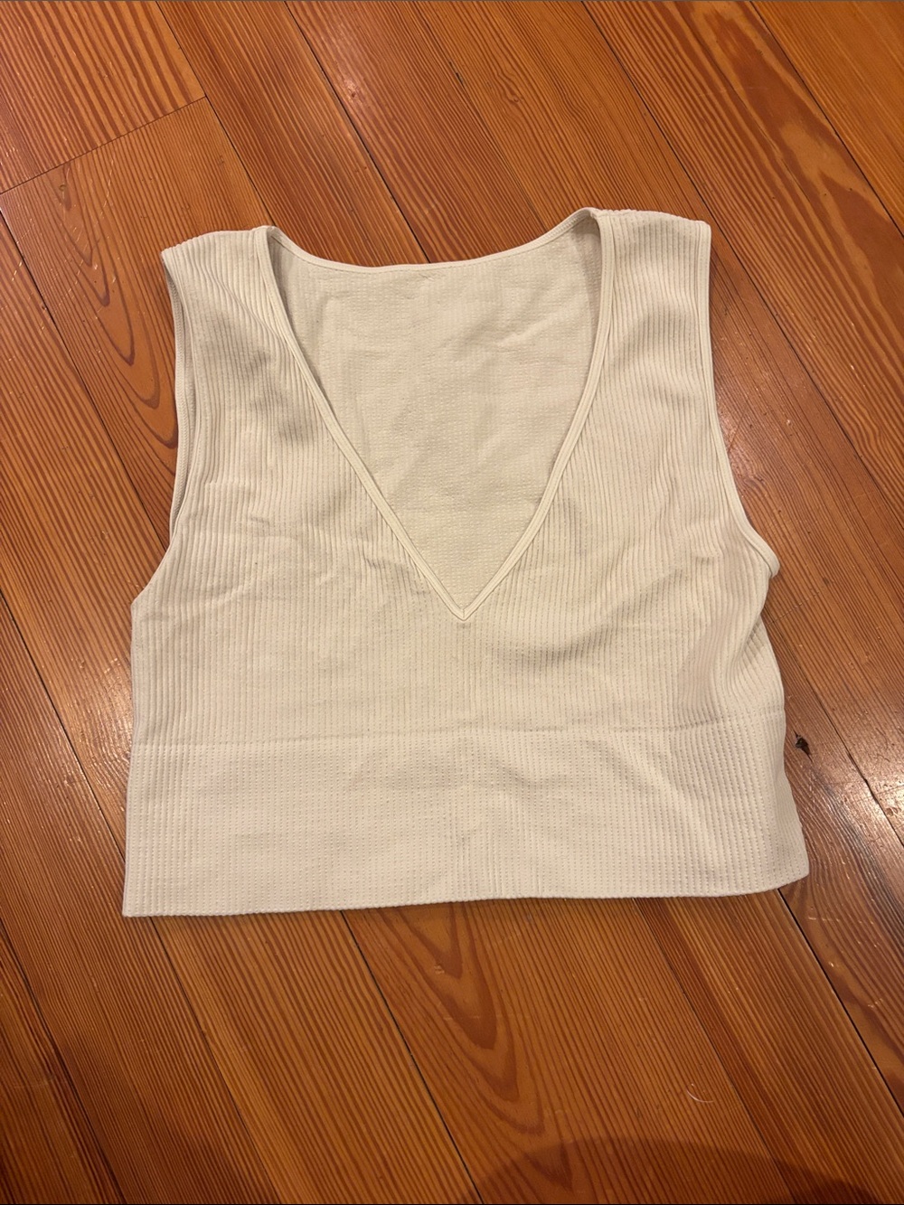 Women's Cream Ribbed V-Neck Crop Tank Top